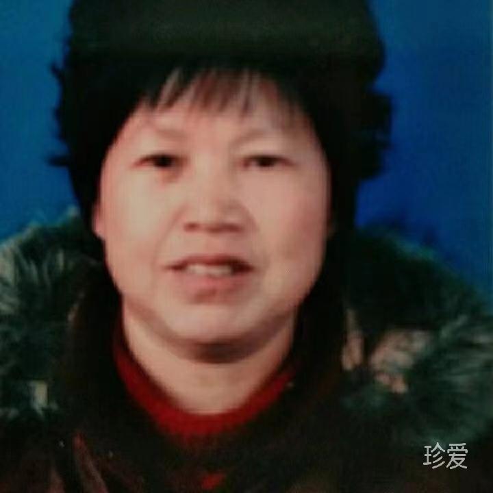 放风筝的女孩子