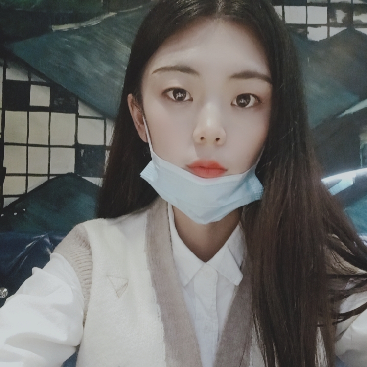 等待主角的出現