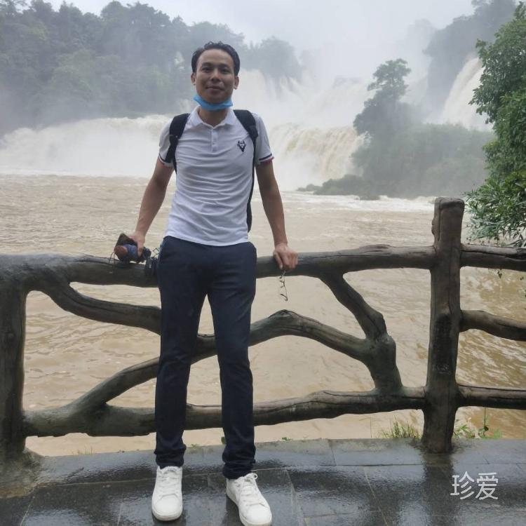 山村哪一里陽光