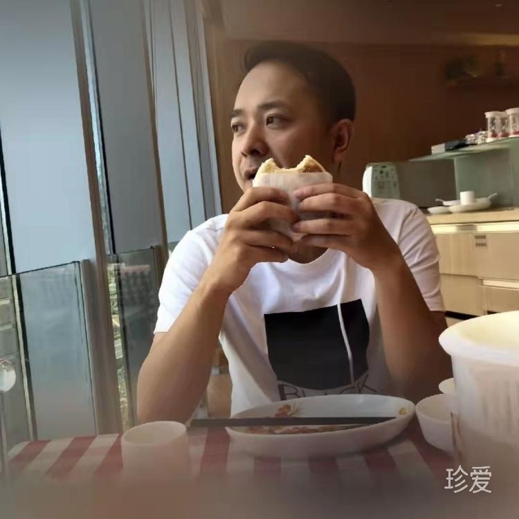 前路漫漫亦燦燦