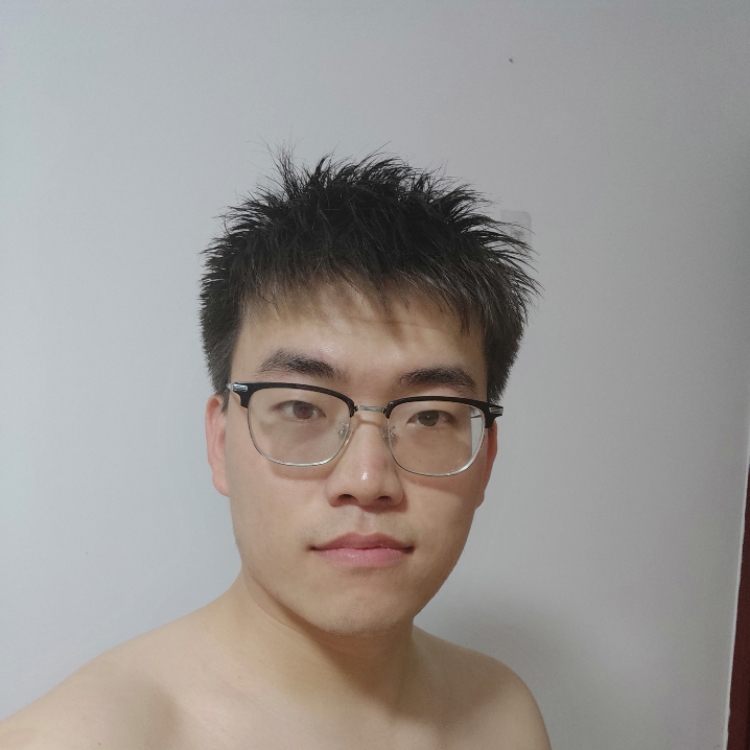 zxc還沒出生的腹