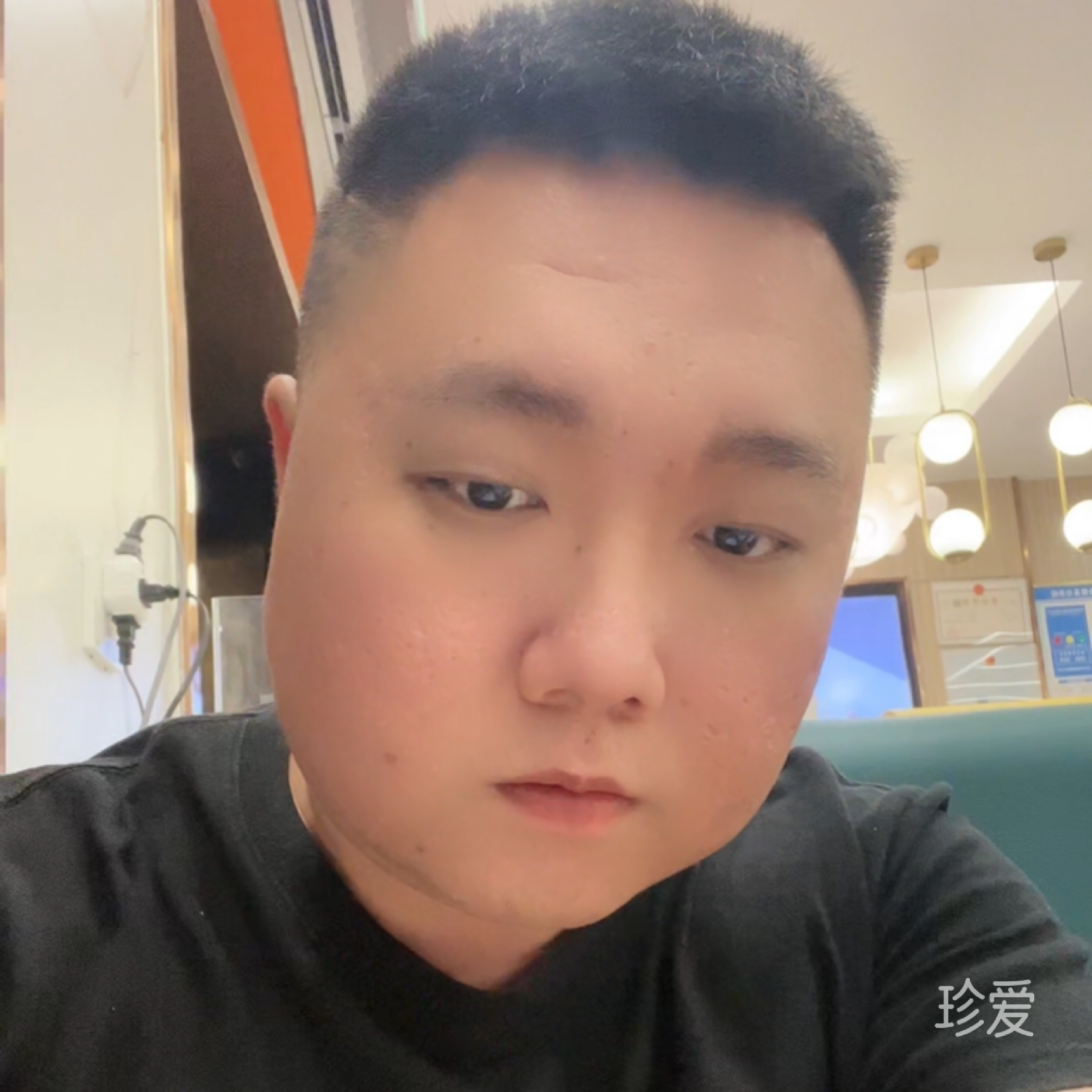 愛(ài)吃橙子的大叔