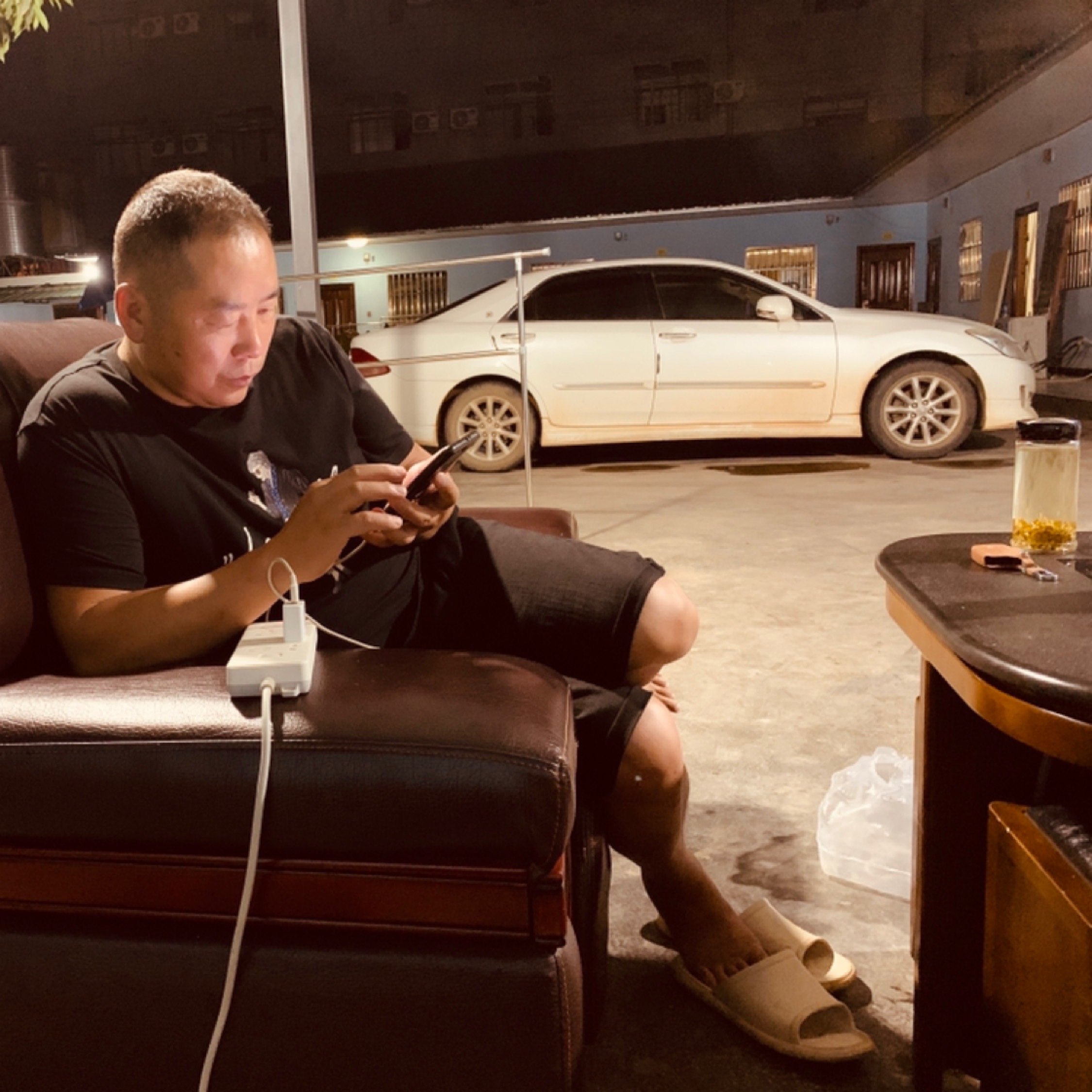 爱我不要伤害我