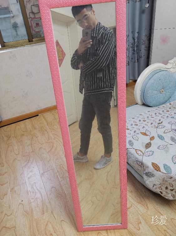 坐看山水笑癡情