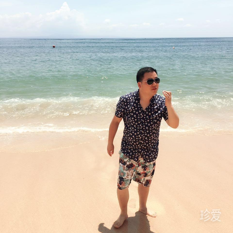 低調(diào)的男生