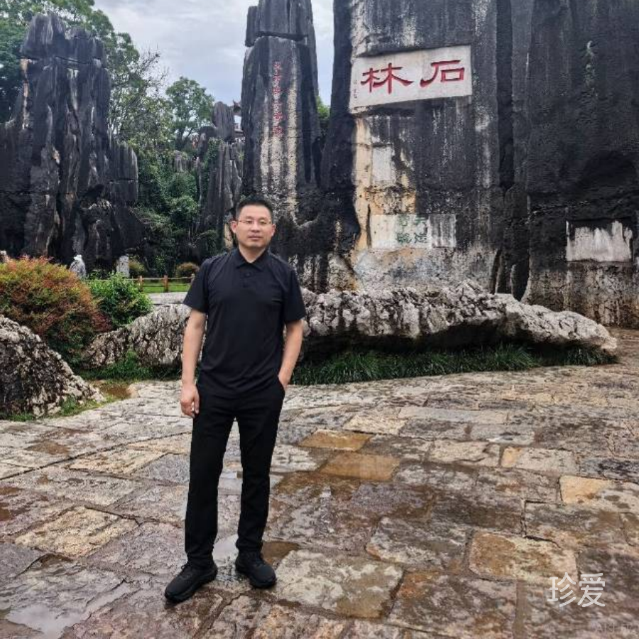 在沉默里微笑