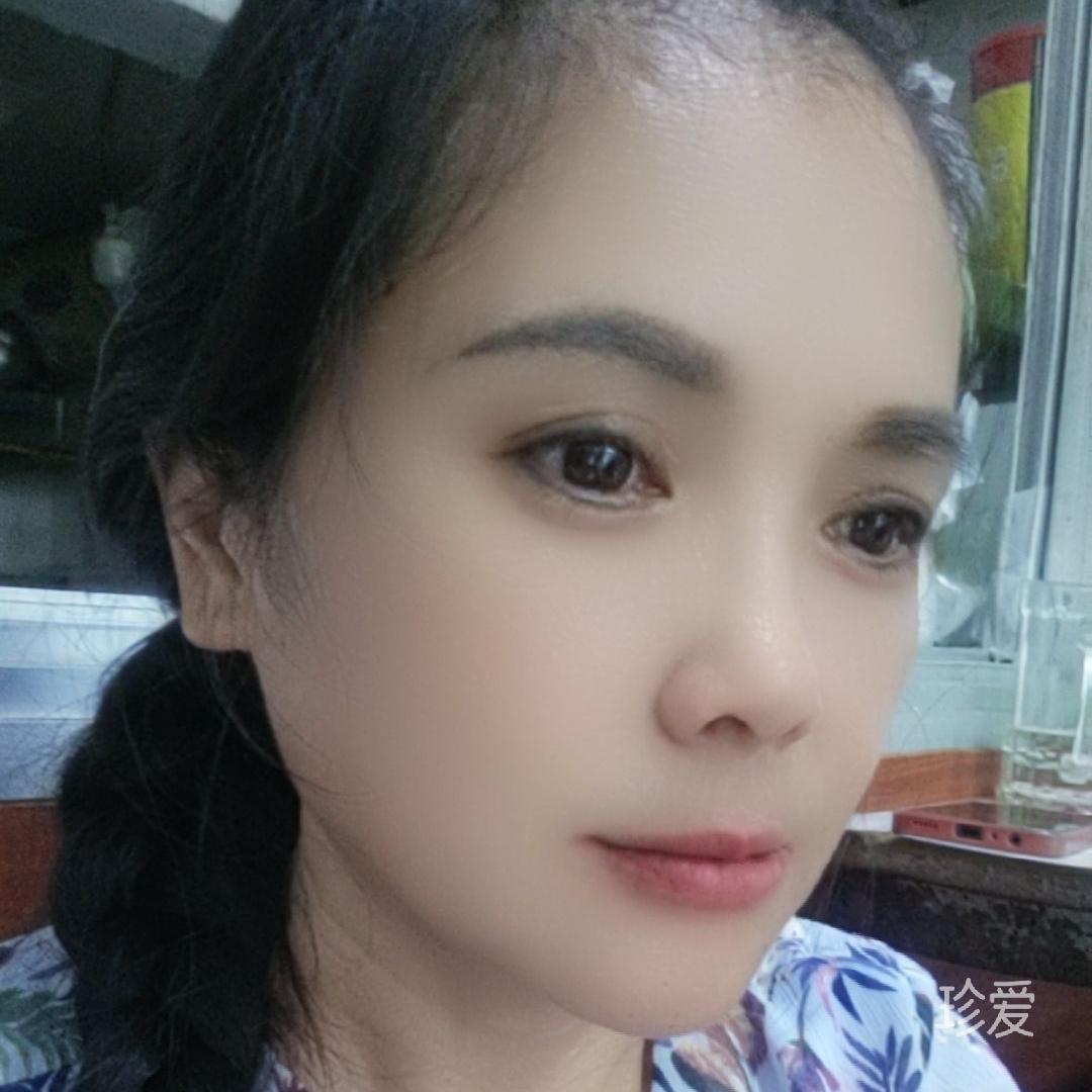 一个人犯傻