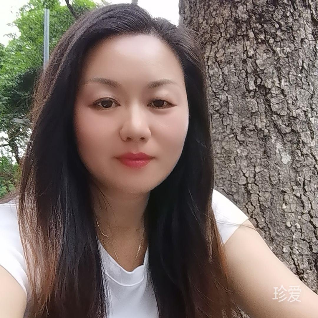 阳光在浪尖跳动