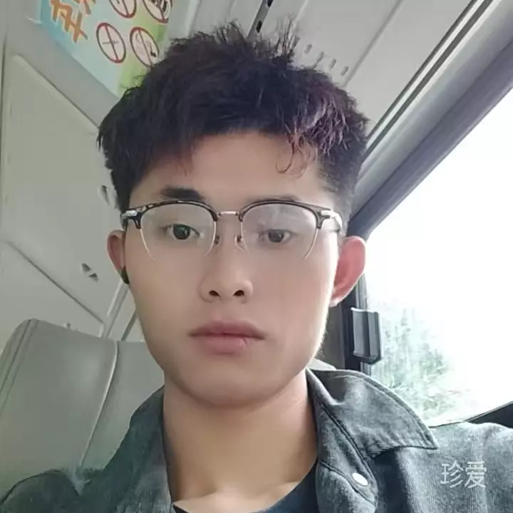蹲街等爱