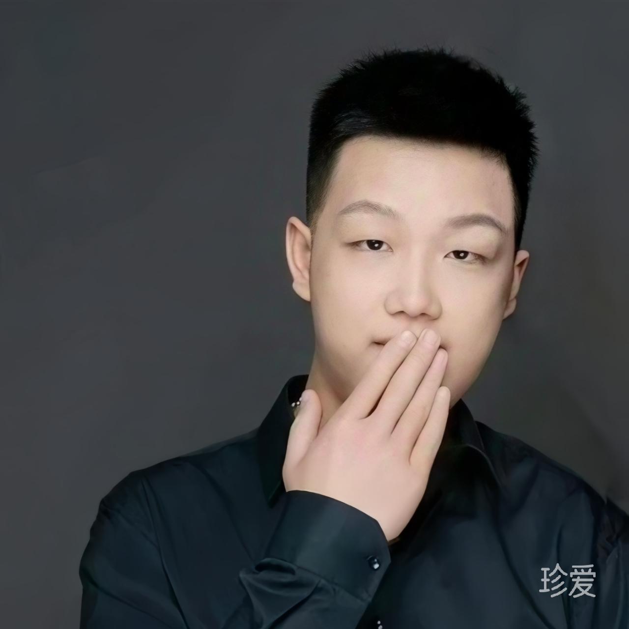 追風(fēng)箏的人