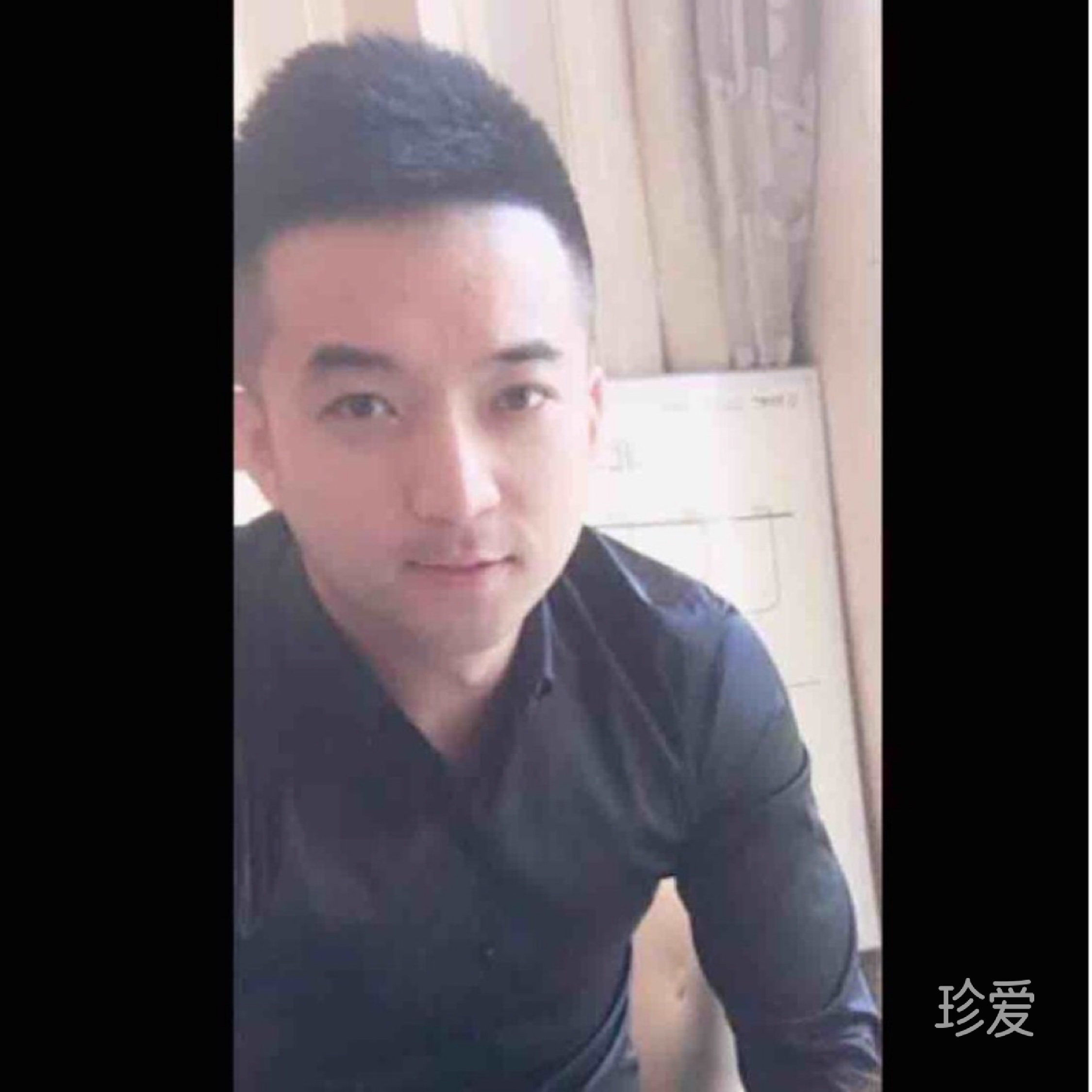 小尼