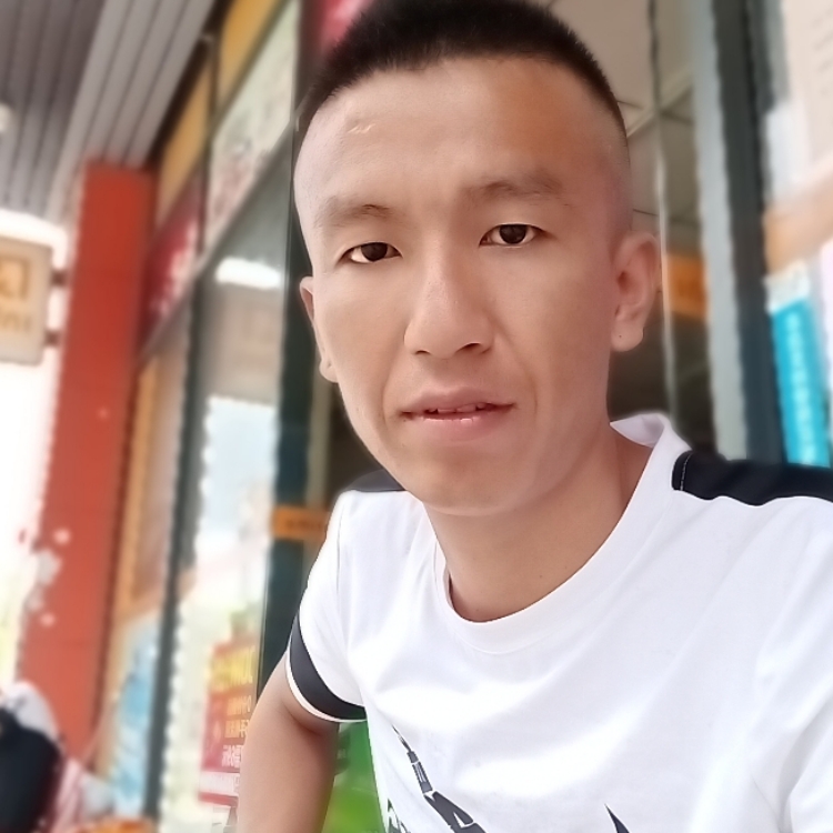 等待黎明的阳光