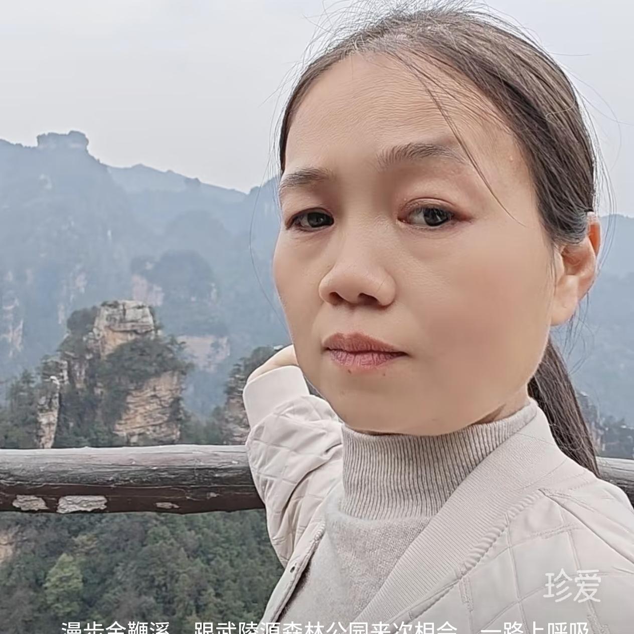 风中芦苇