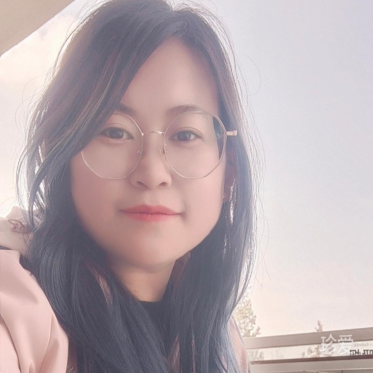 拂晓绽放的幽兰