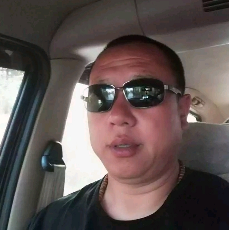 平凡且平淡之人