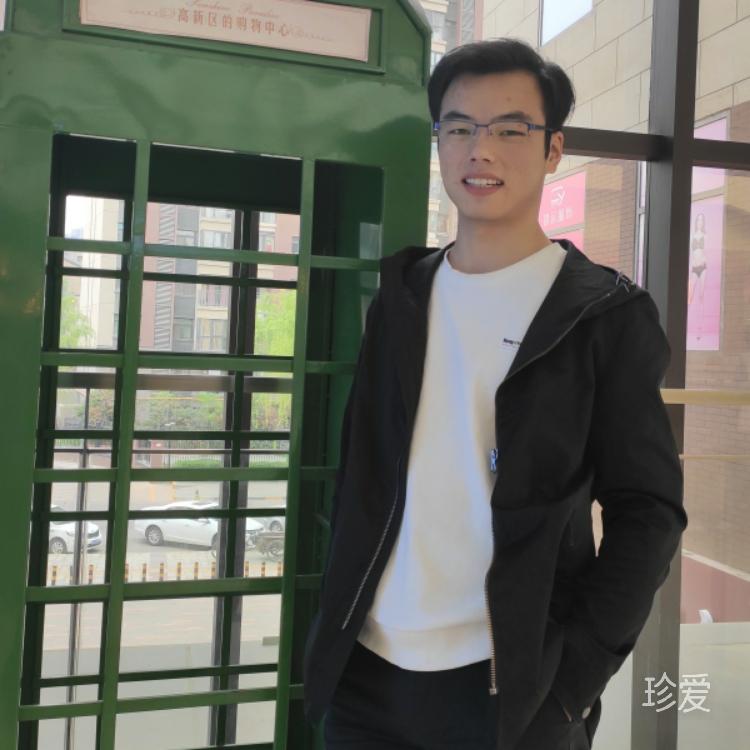 左手執(zhí)筆張先生