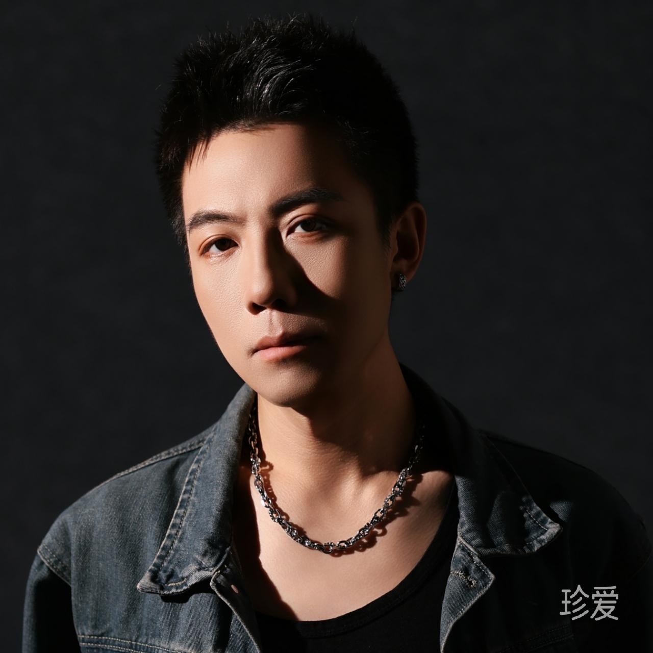 灰色軌跡