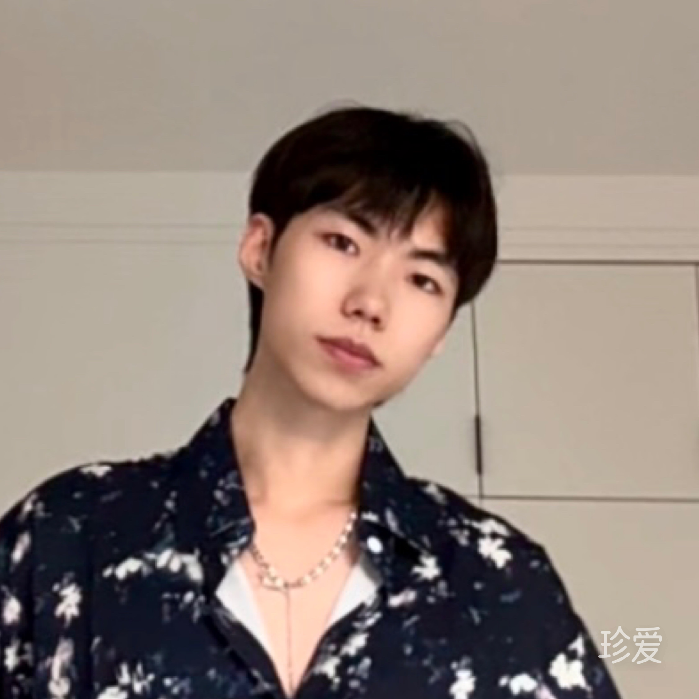 我不背这个郭先生