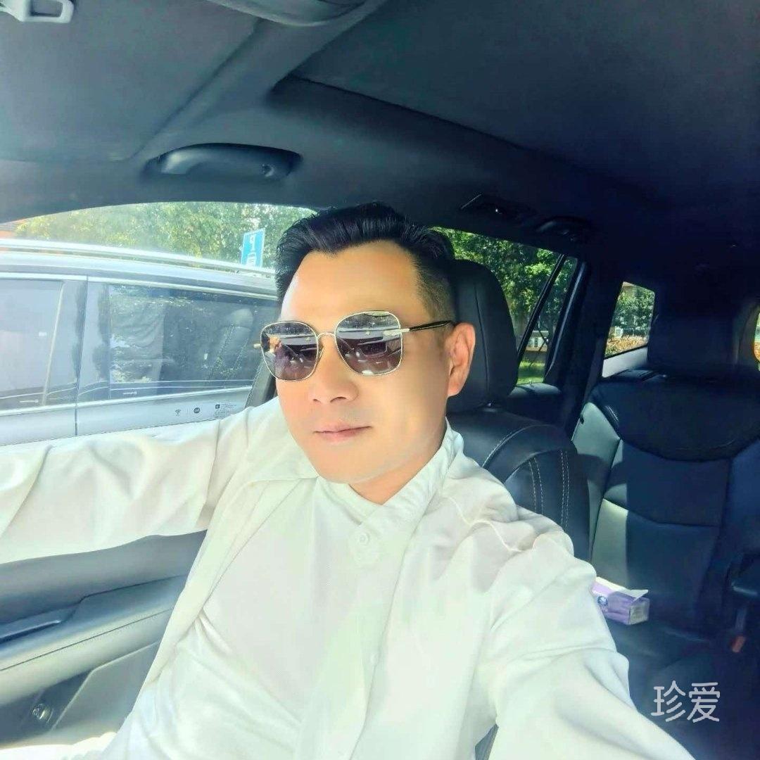王先生