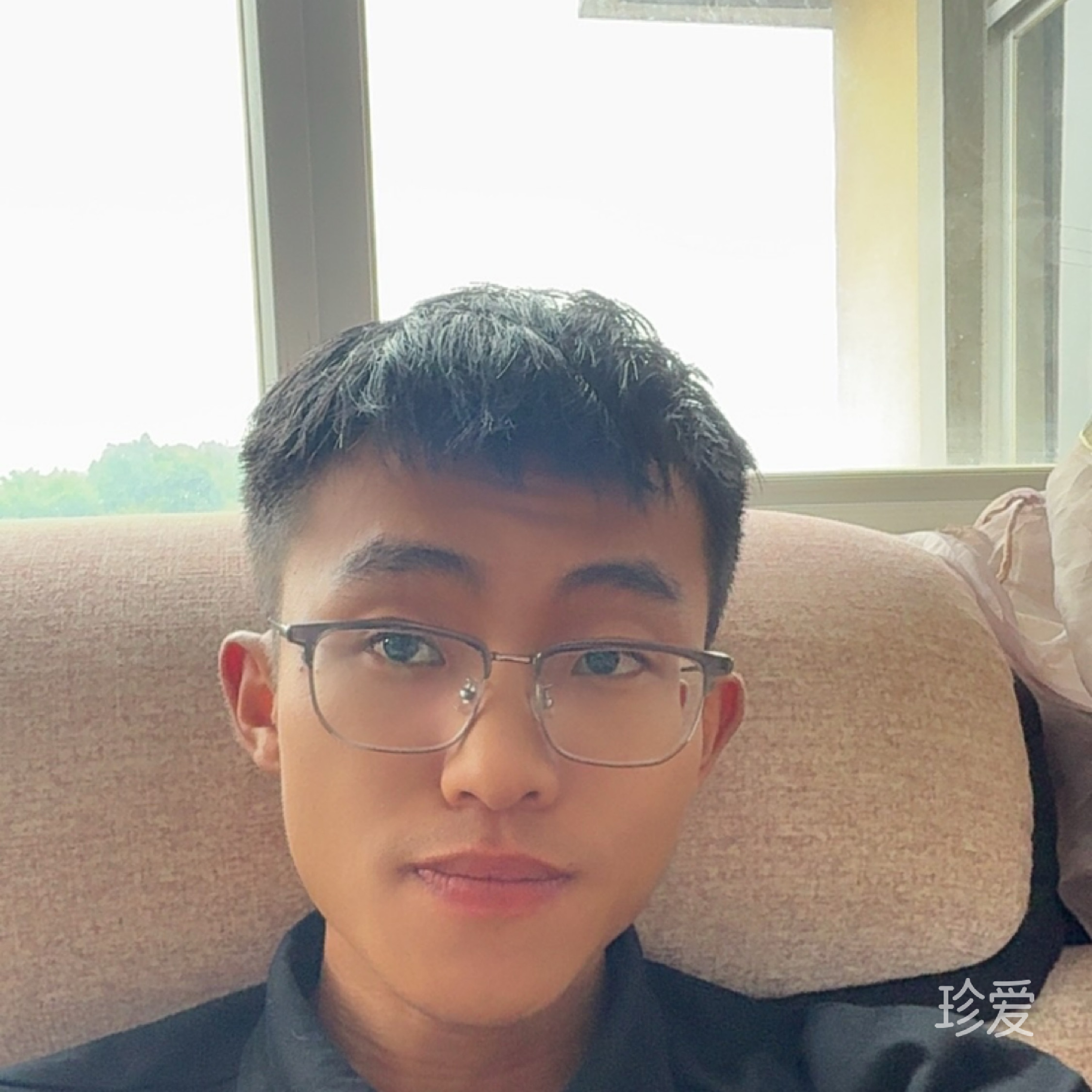 在沉默里微笑