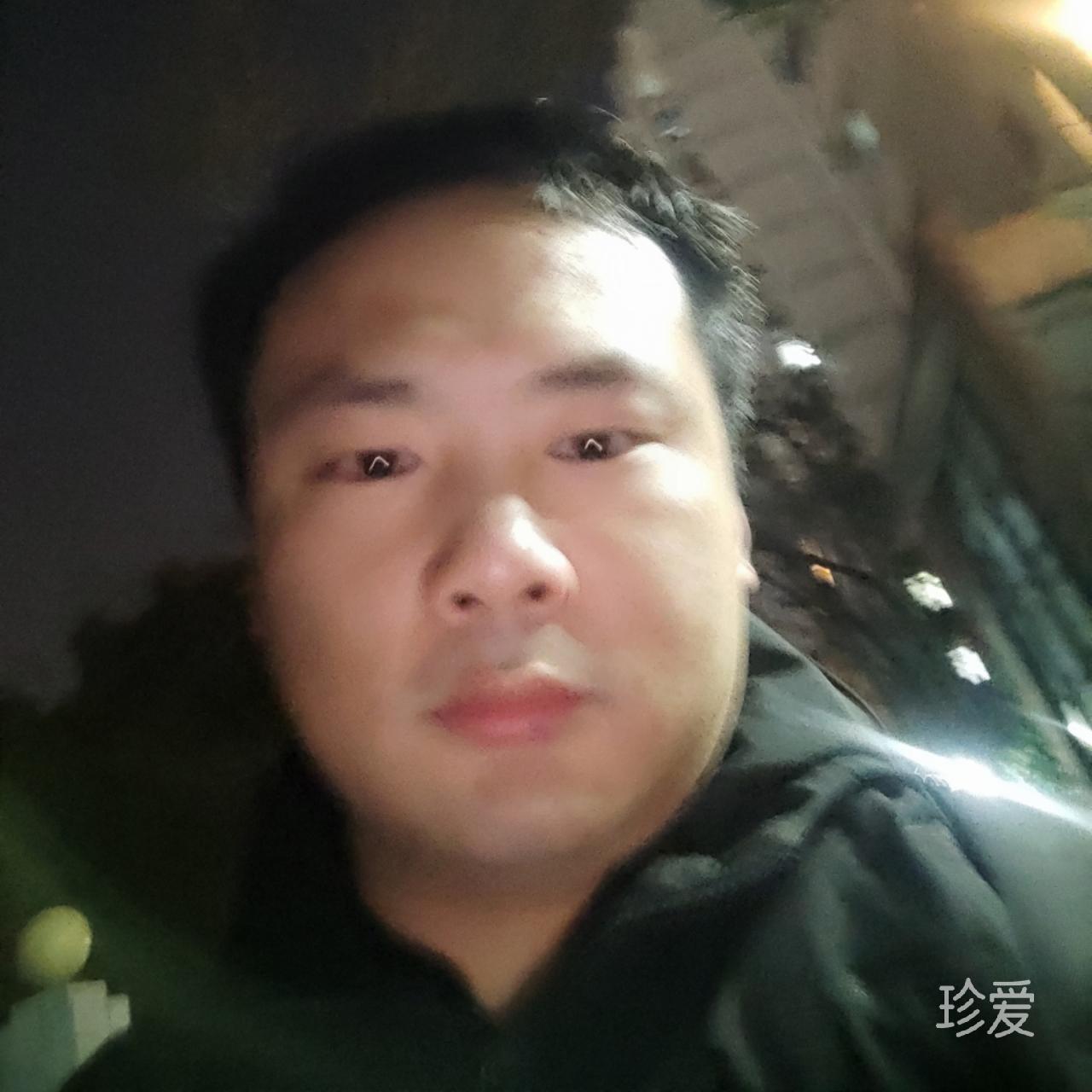 社恐禿頭男
