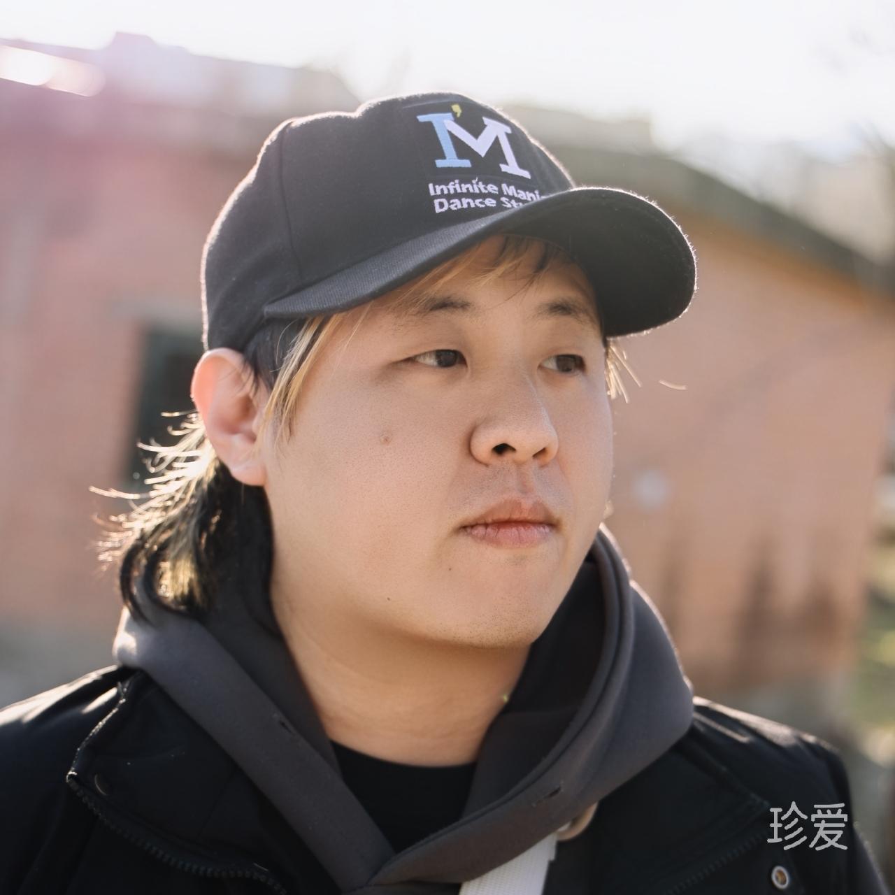 很皮很皮的老冥