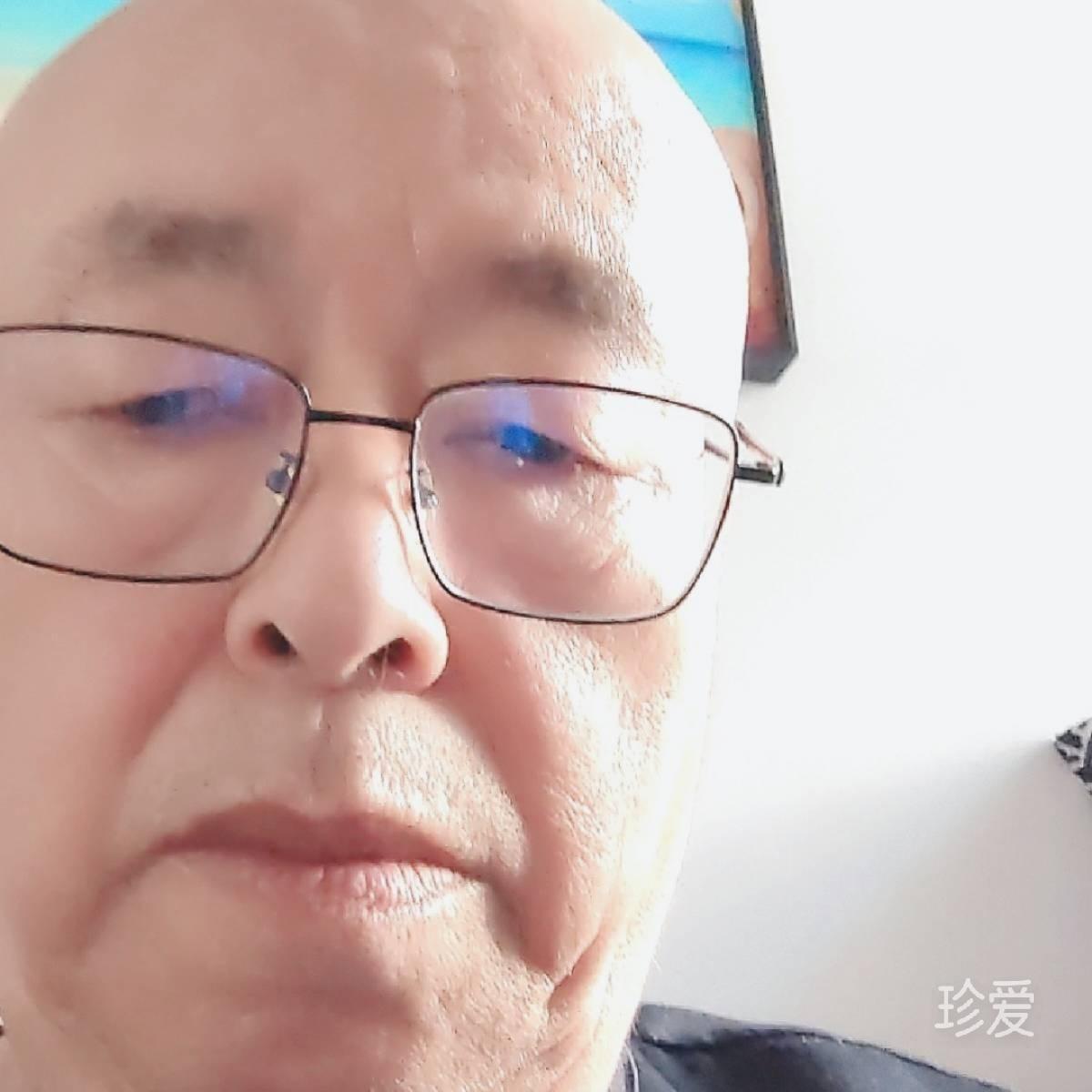 明月有心