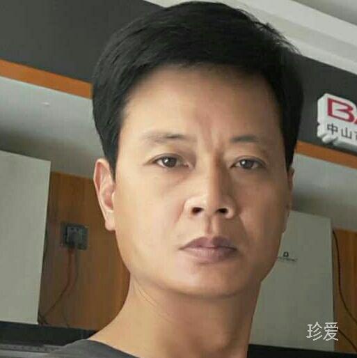 欢声笑语