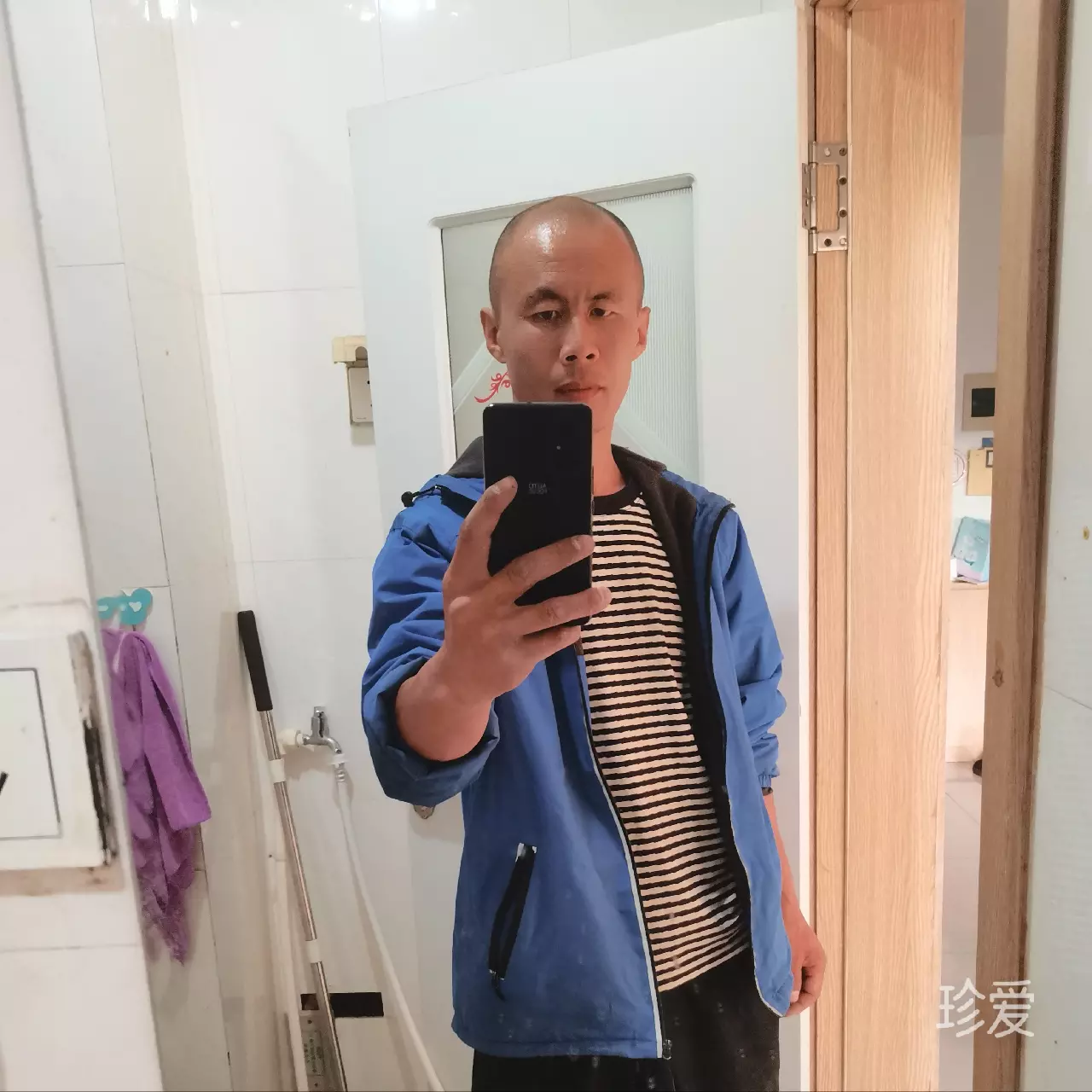 简简单单一个人