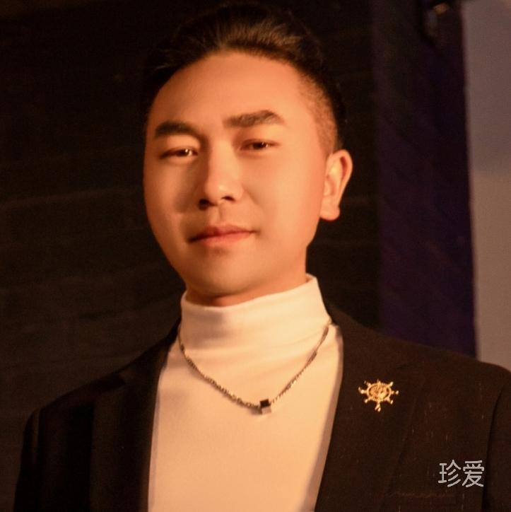 落单的孤鹰