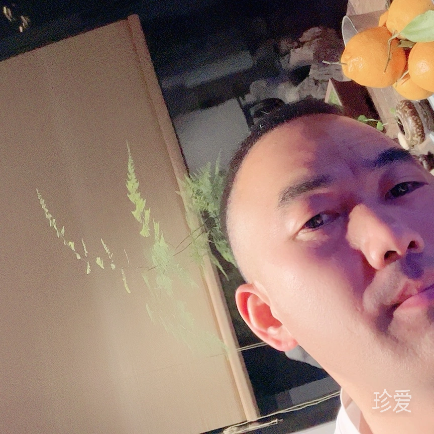 在雨中漫步