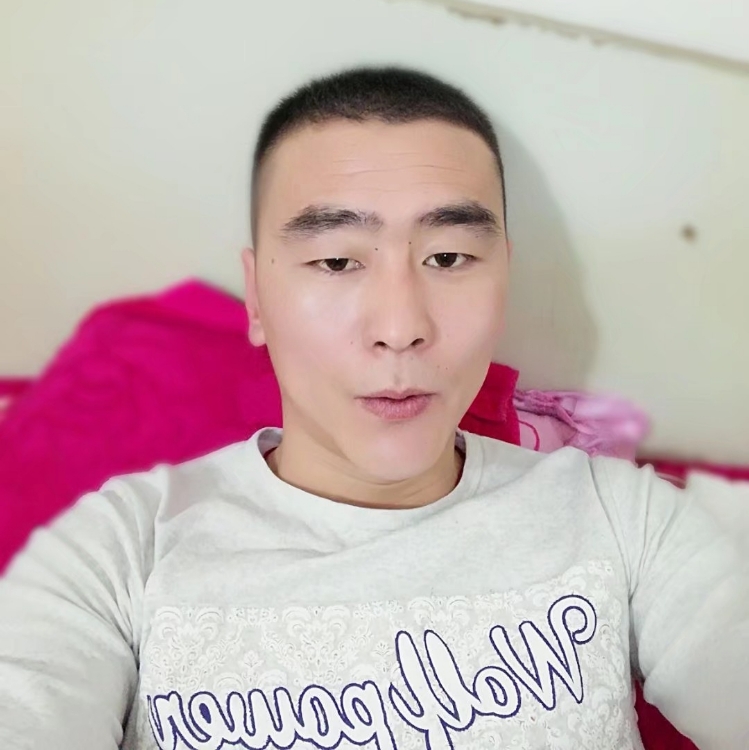 單身的漢紙敲鍵盤