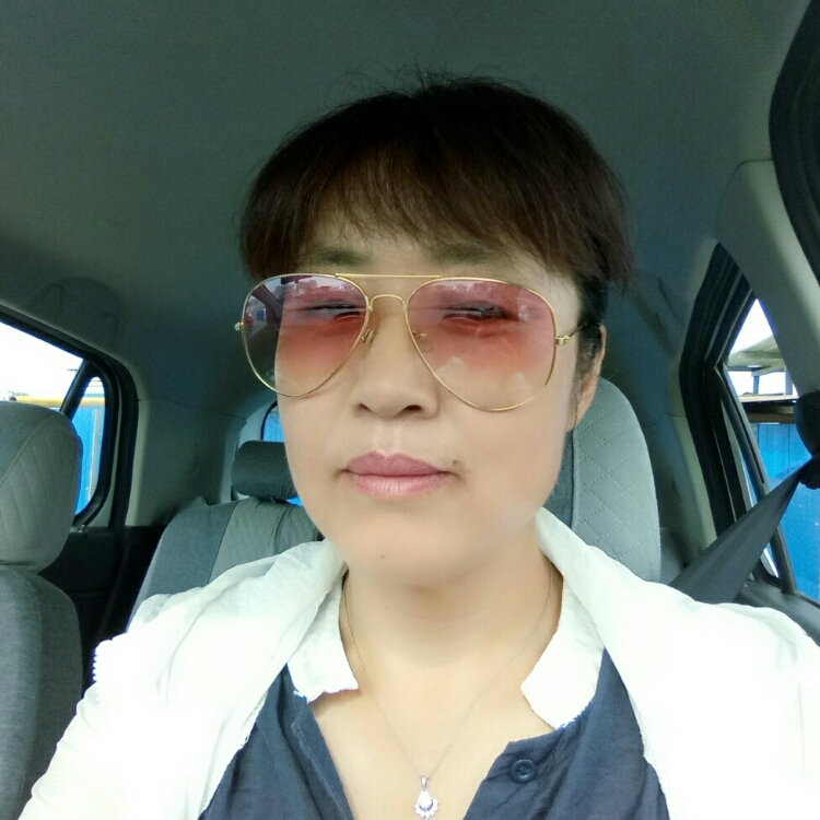 下站路口遇見你