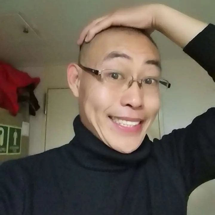 路轉(zhuǎn)溪頭忽現(xiàn)