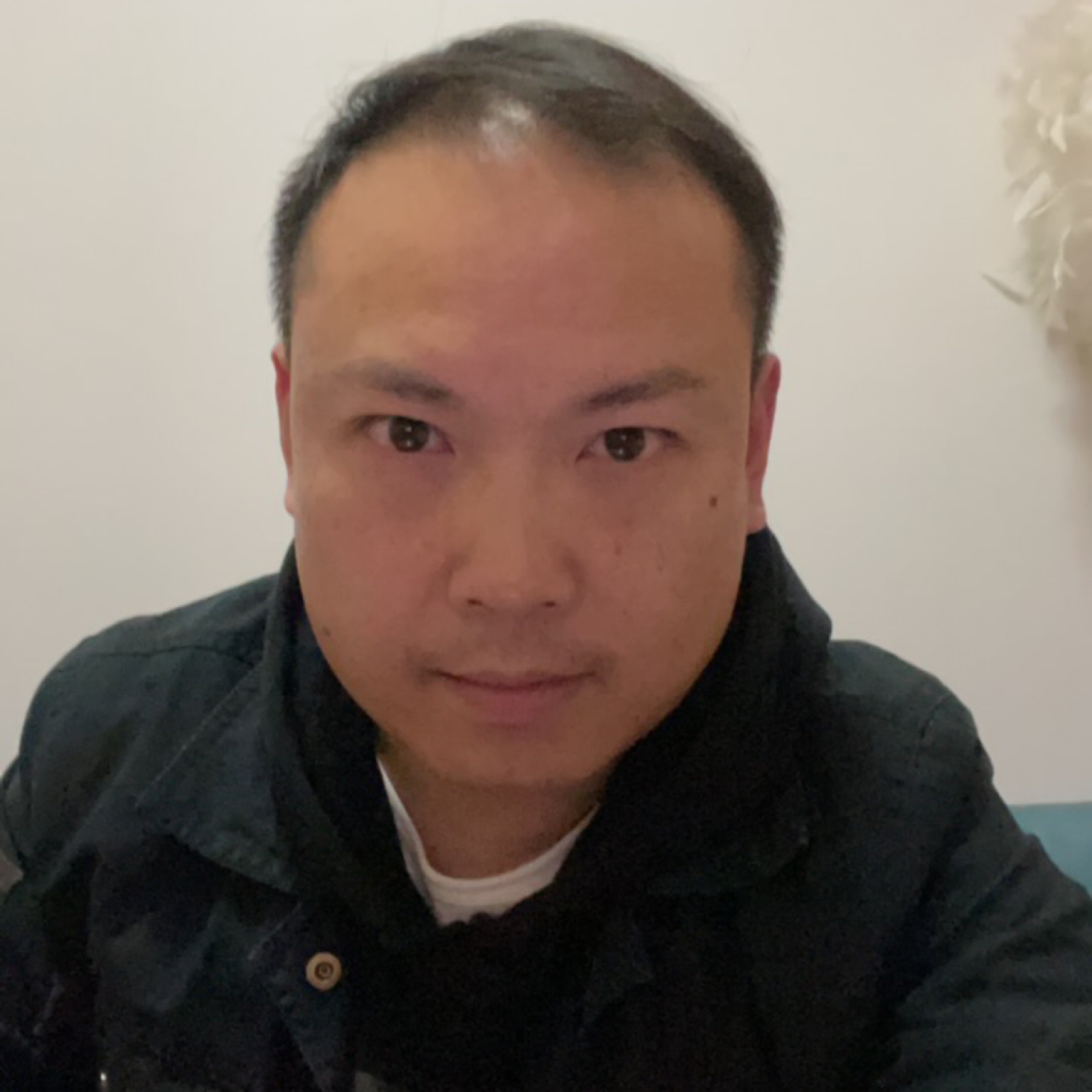 倦依華鐙夜歸人