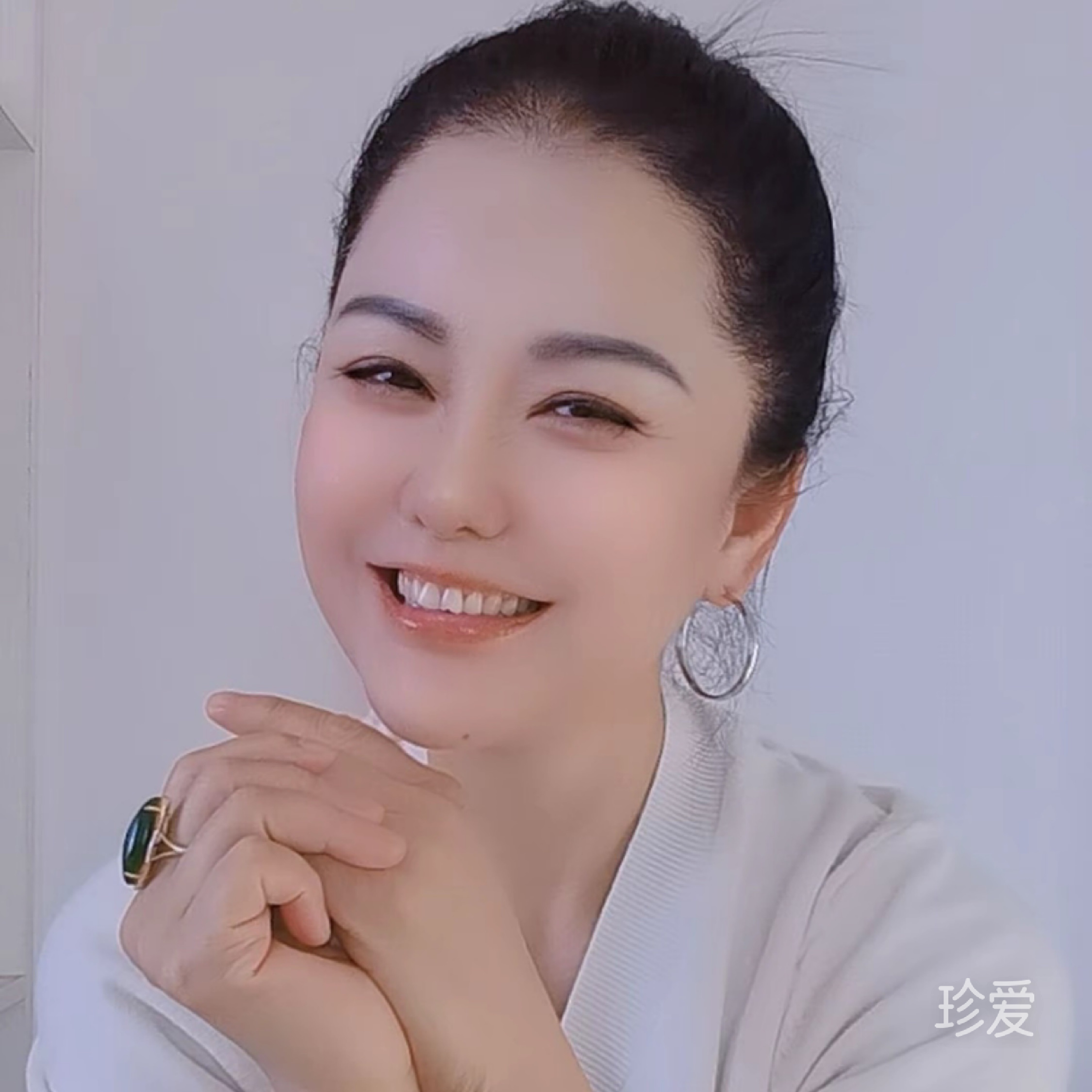 独在异乡为异客