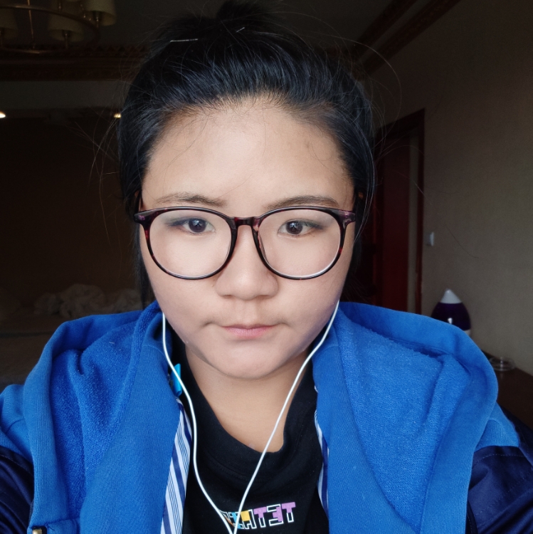 月光下的螢火蟲