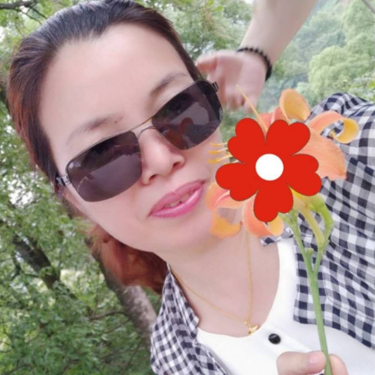 愛(ài)喝茶的妞