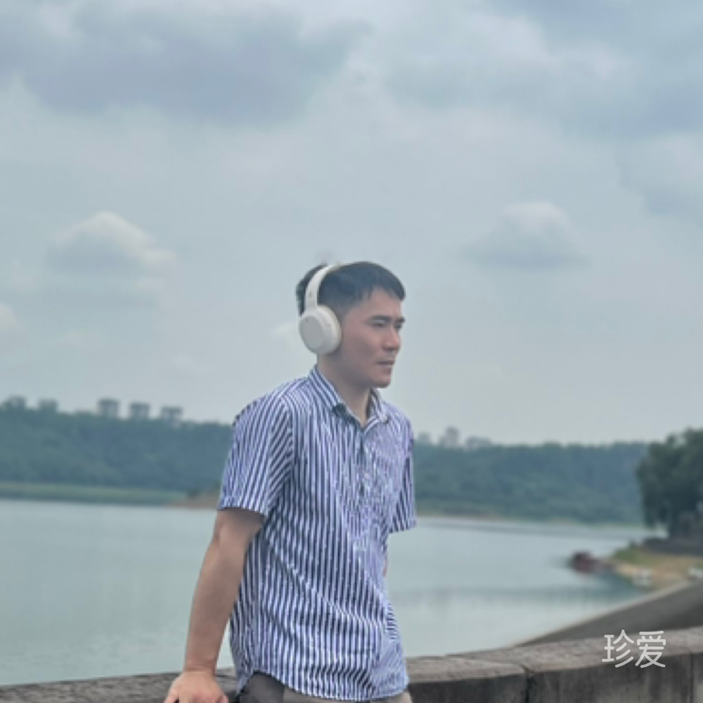 佳鑫