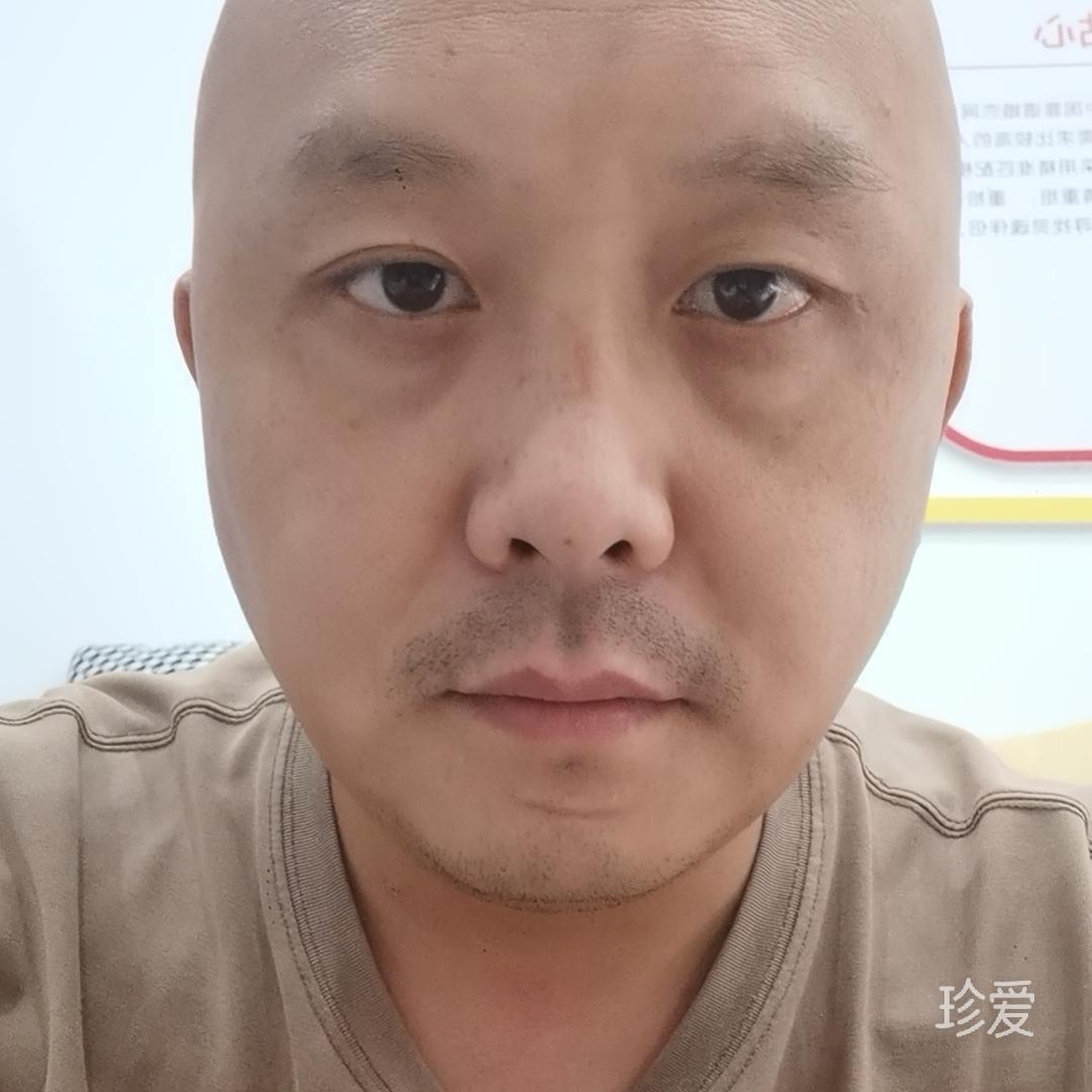 被風(fēng)吹散的人