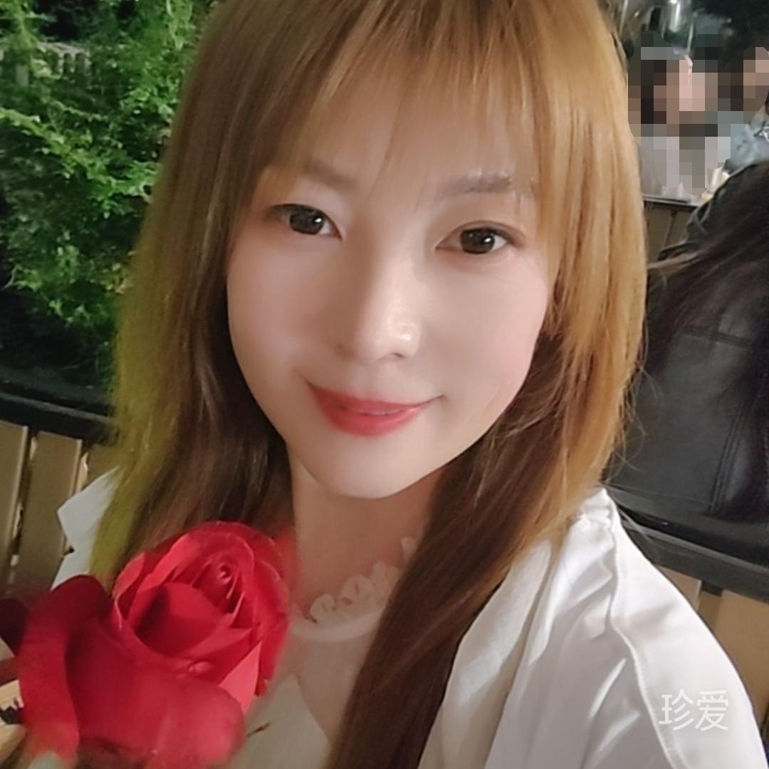 牵手共度未来