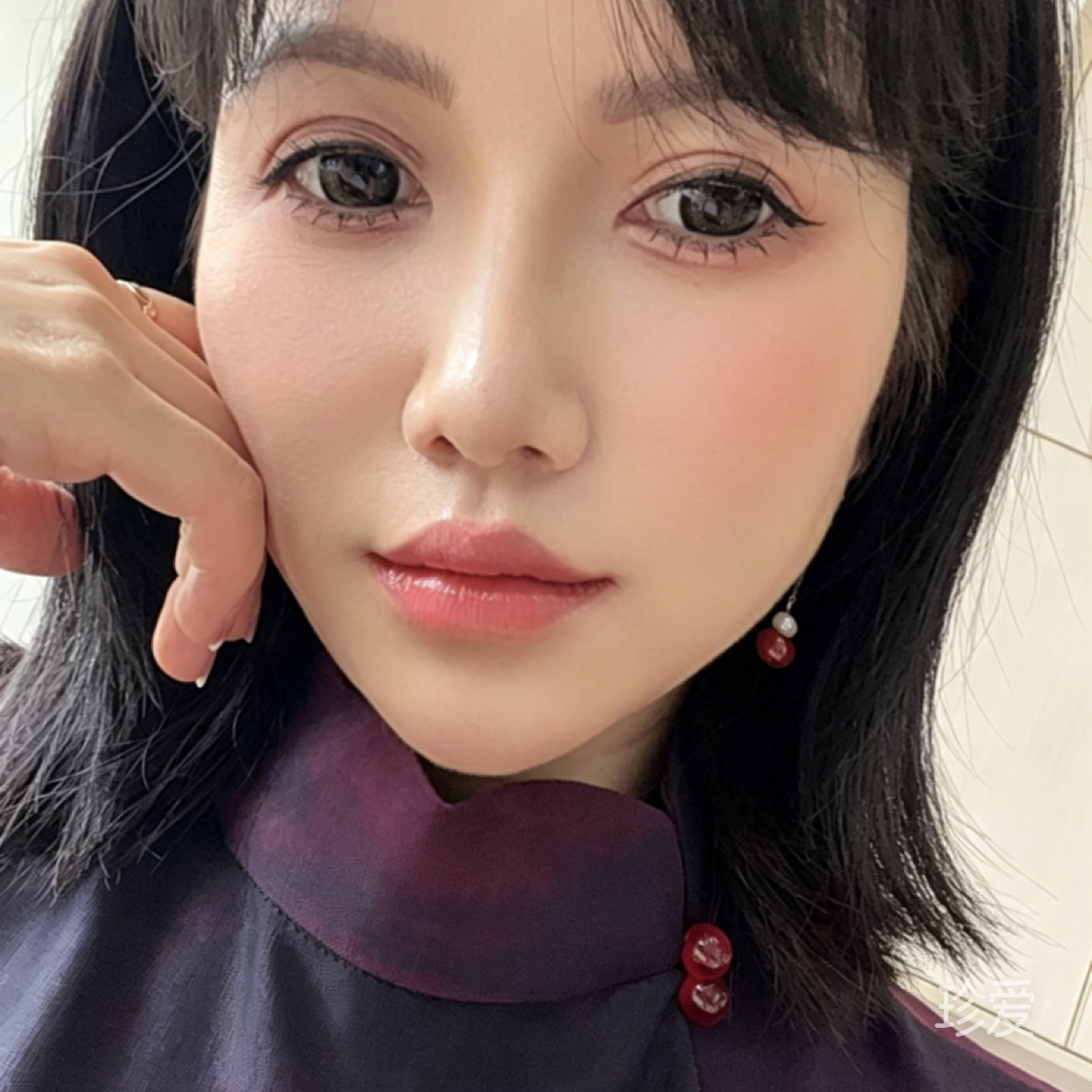 一抹微笑