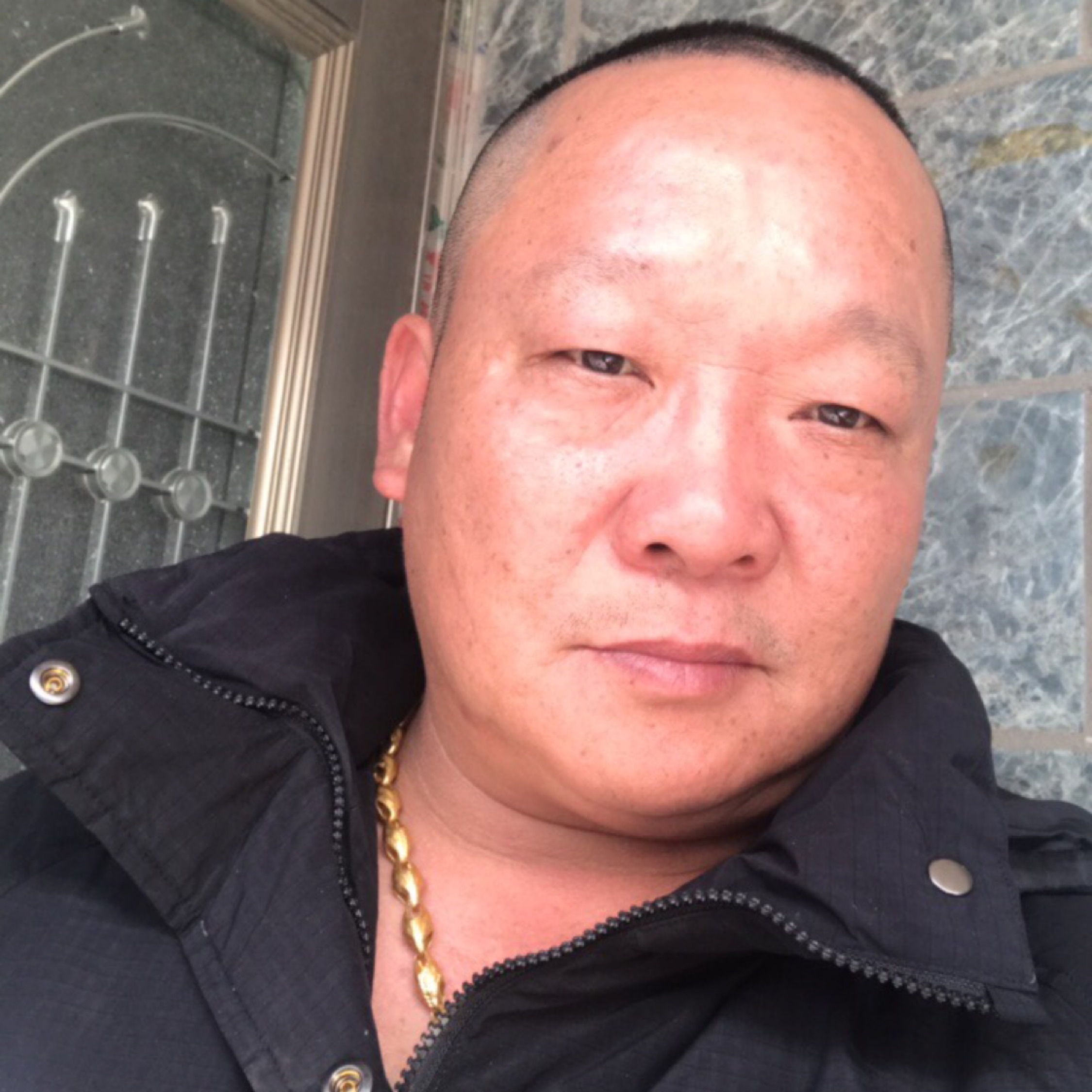 活得認真笑滴坦蕩