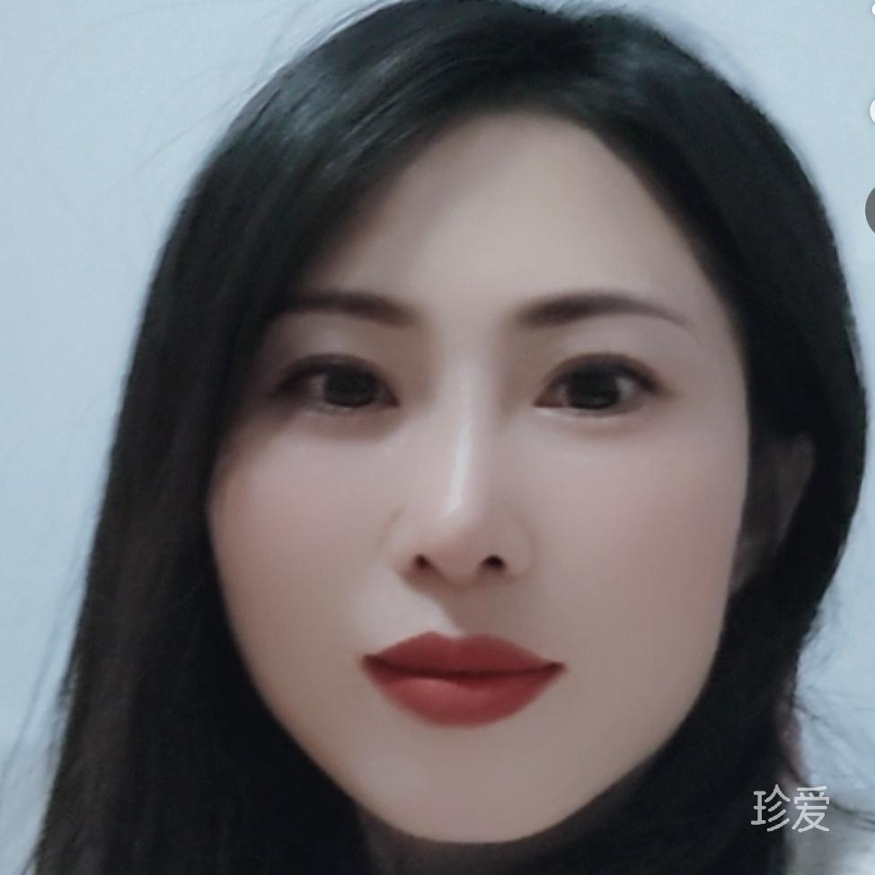 愛笑女孩運氣不差