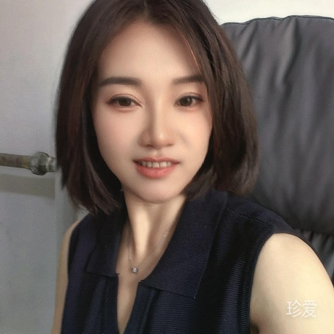 应该甜美的笑了