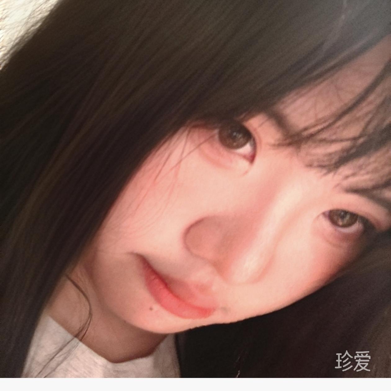 萋萋