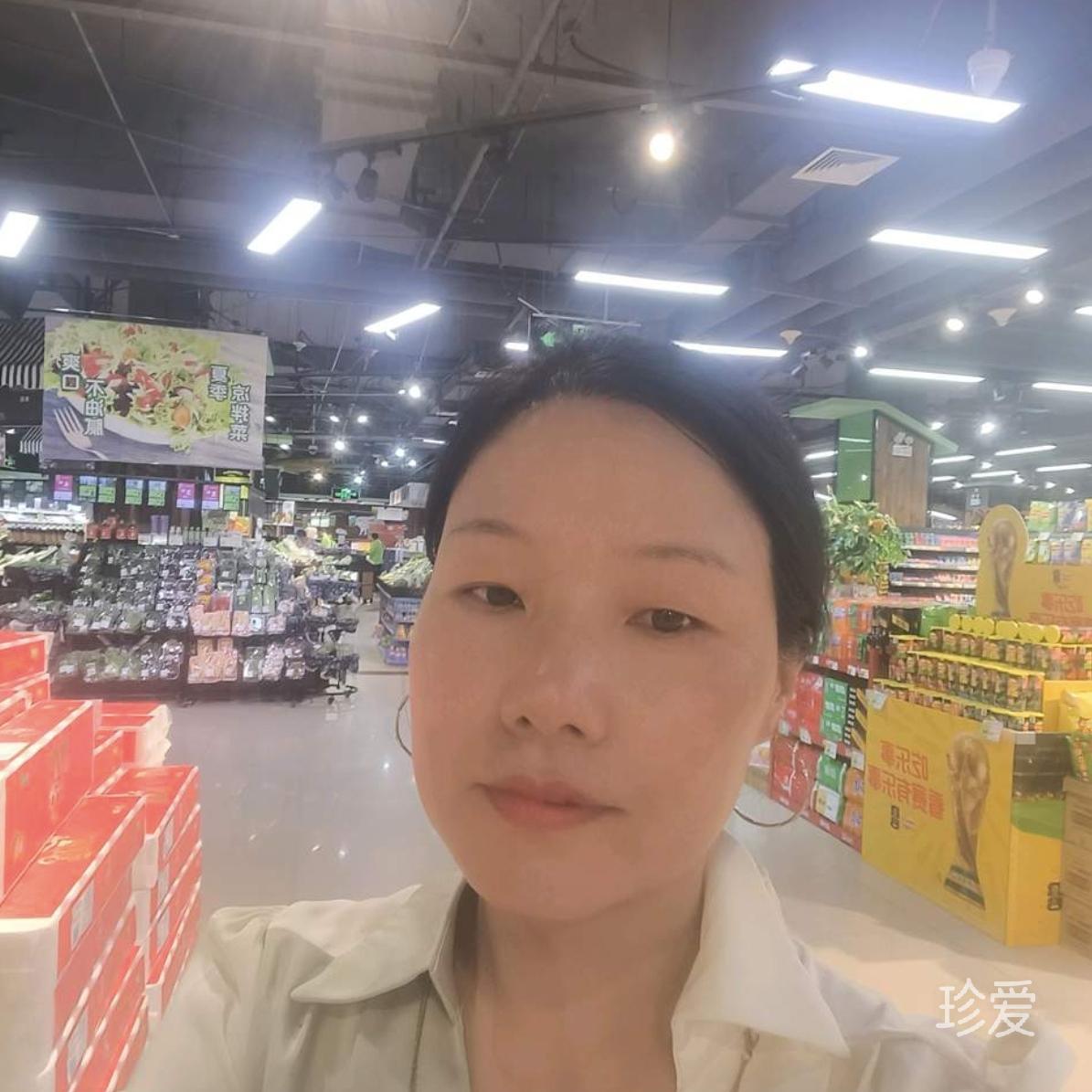 嘴角上扬