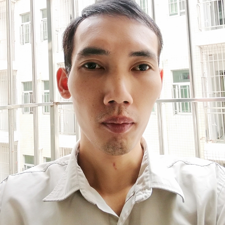 汪洋中的一条船