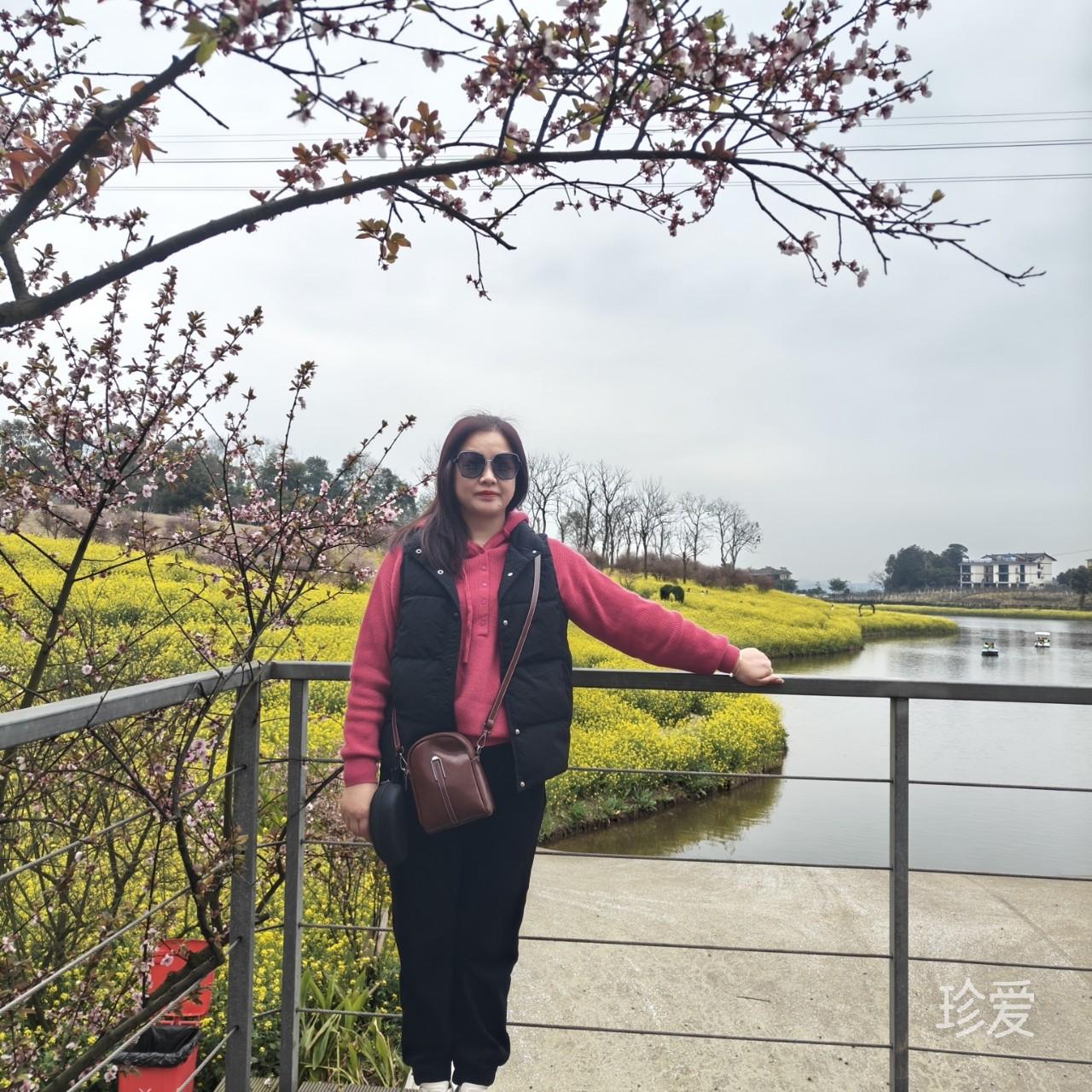 思思