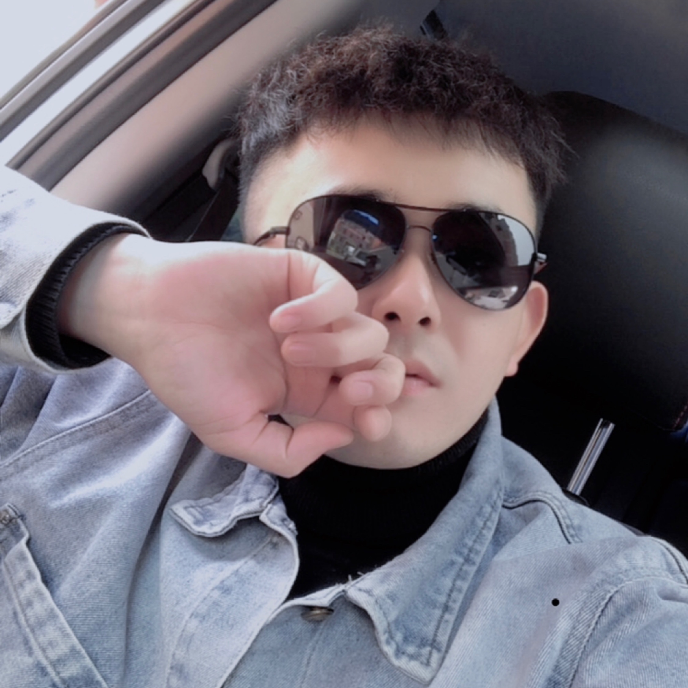 談個戀愛真費勁